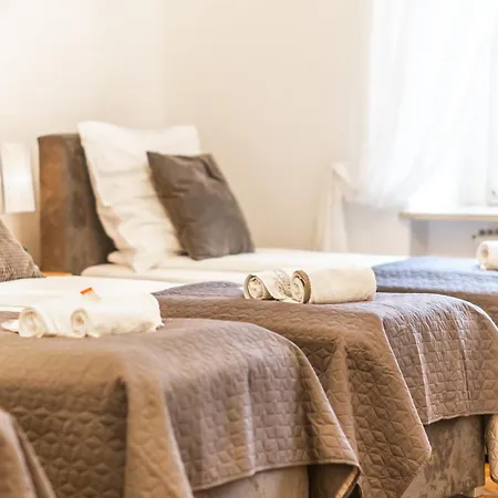 Fogra Travel Apartment Cracovia Esterno foto